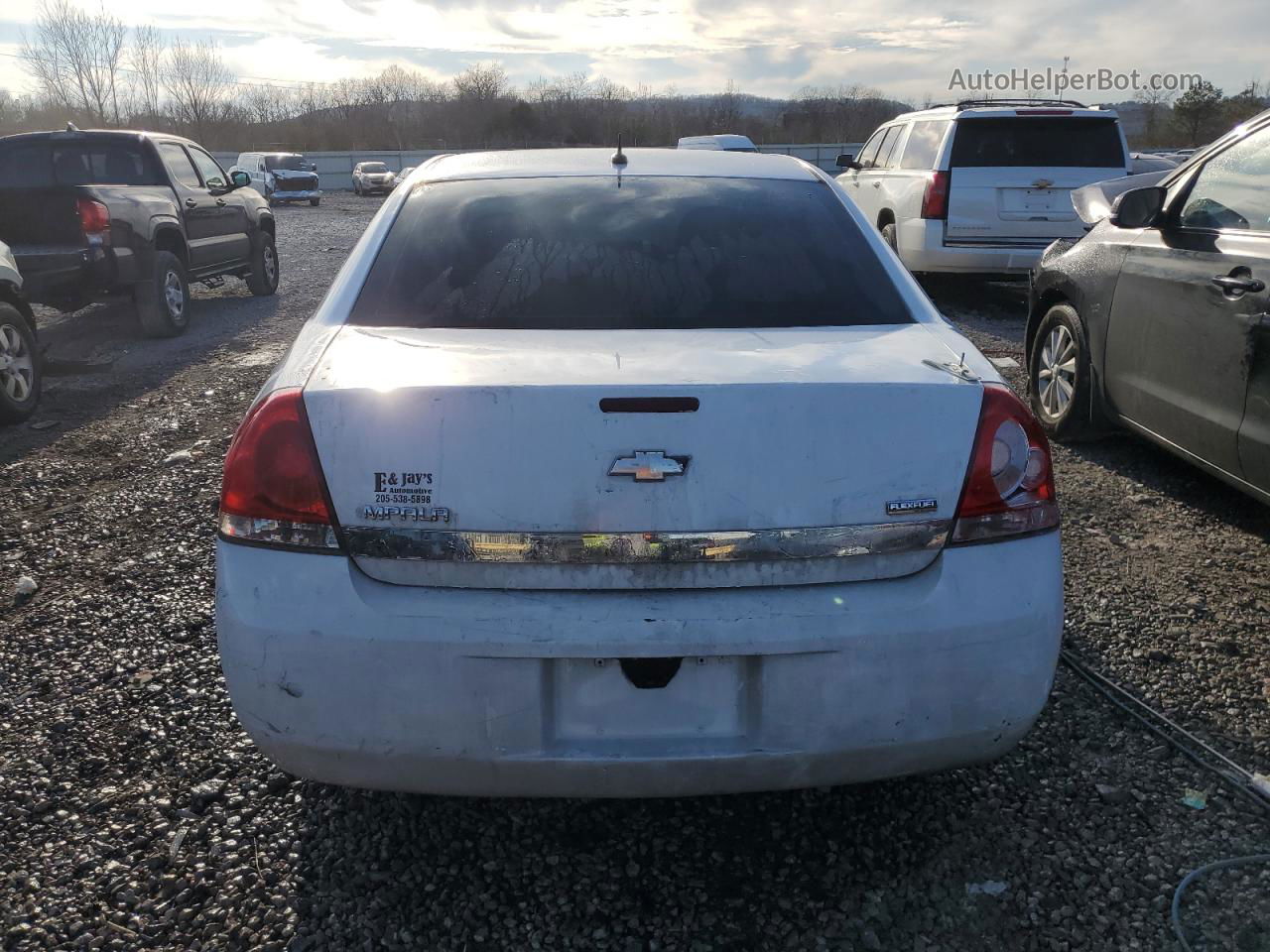 2011 Chevrolet Impala Ls White vin: 2G1WF5EK6B1311044