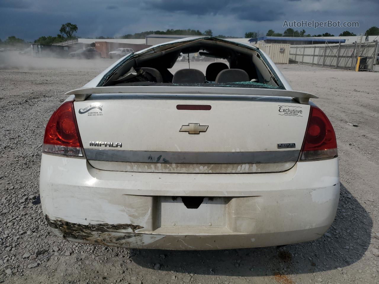 2011 Chevrolet Impala Ls White vin: 2G1WF5EK8B1124176