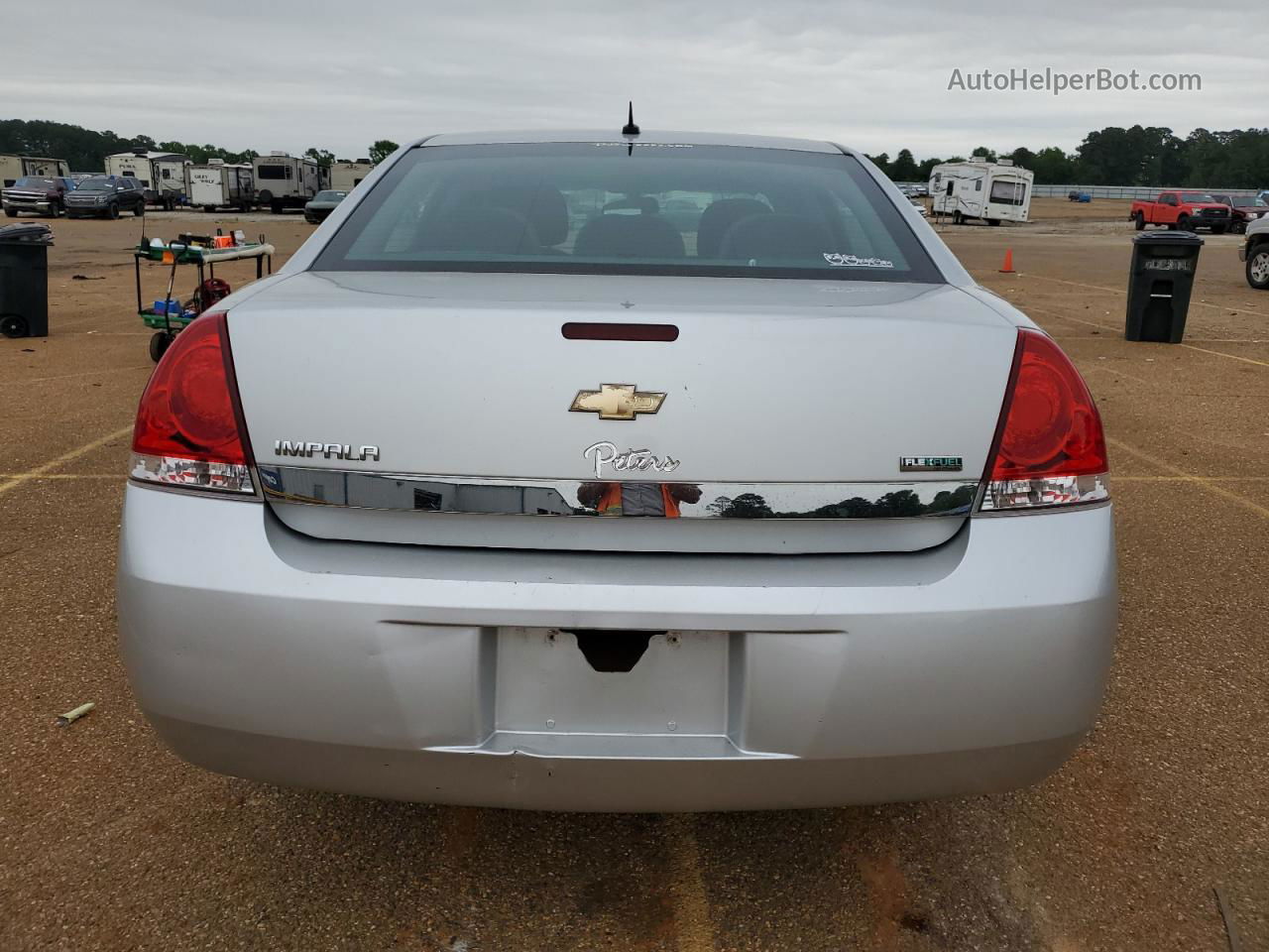 2011 Chevrolet Impala Ls Silver vin: 2G1WF5EK8B1202536