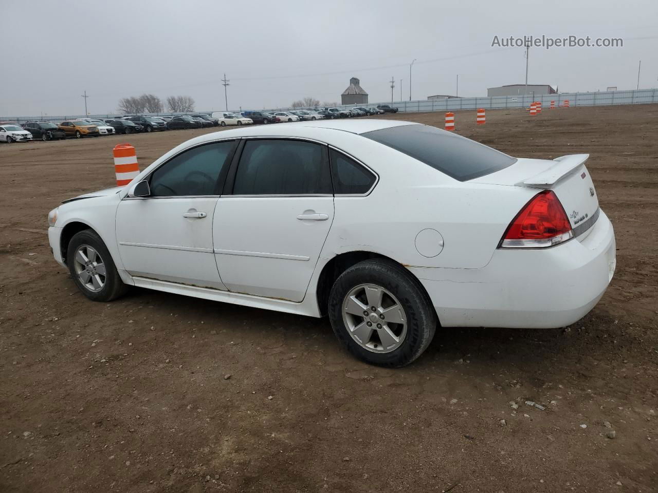 2011 Chevrolet Impala Lt White vin: 2G1WG5EK7B1317108