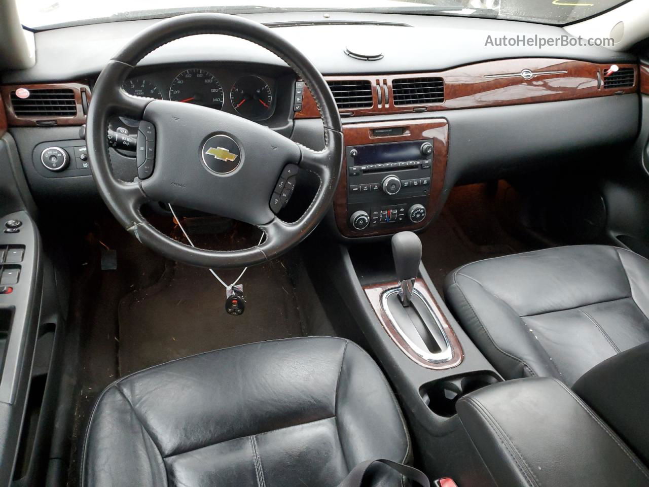 2011 Chevrolet Impala Lt Белый vin: 2G1WG5EKXB1318608