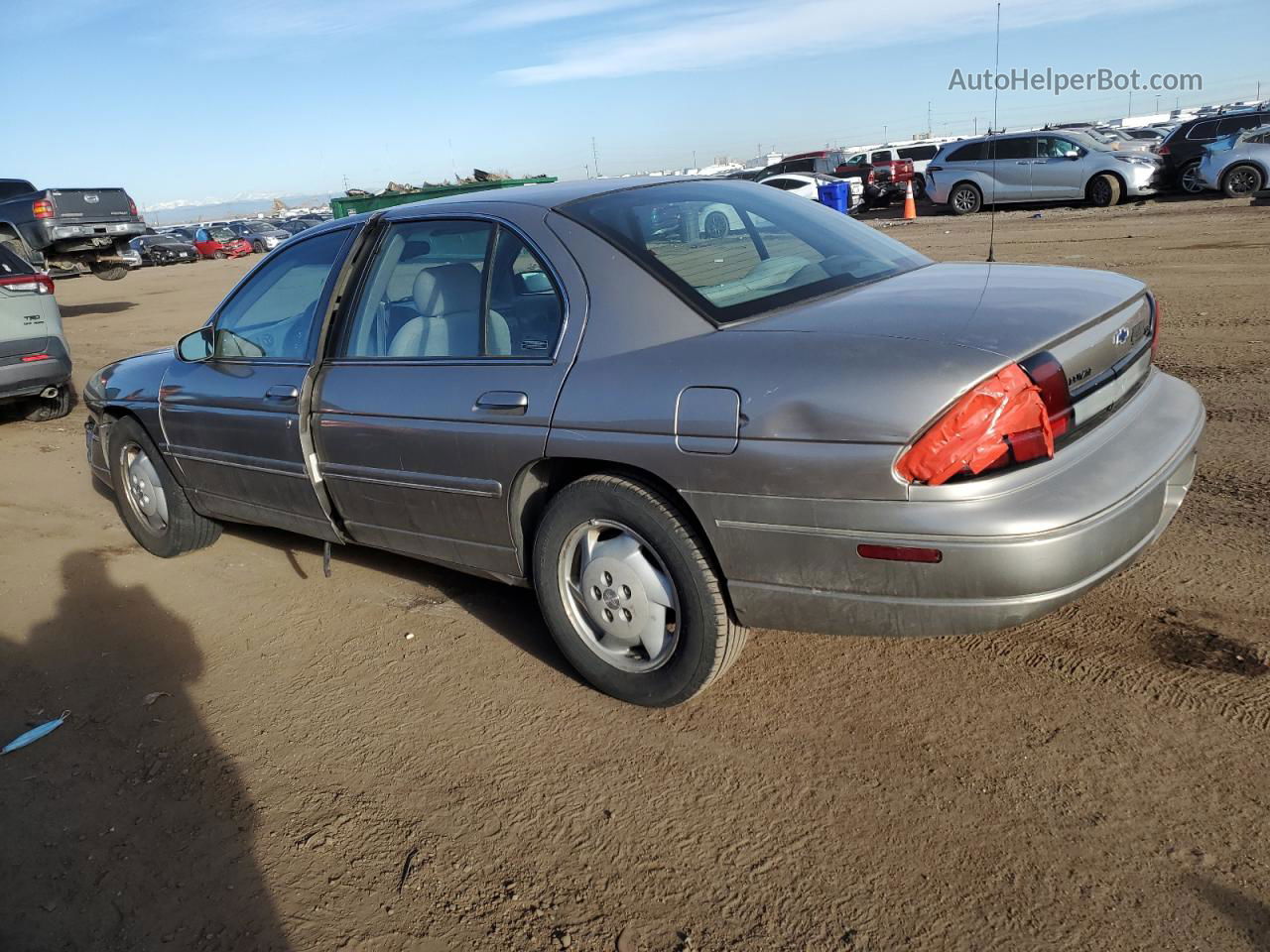 1999 Chevrolet Lumina Base Tan vin: 2G1WL52M9X9210653