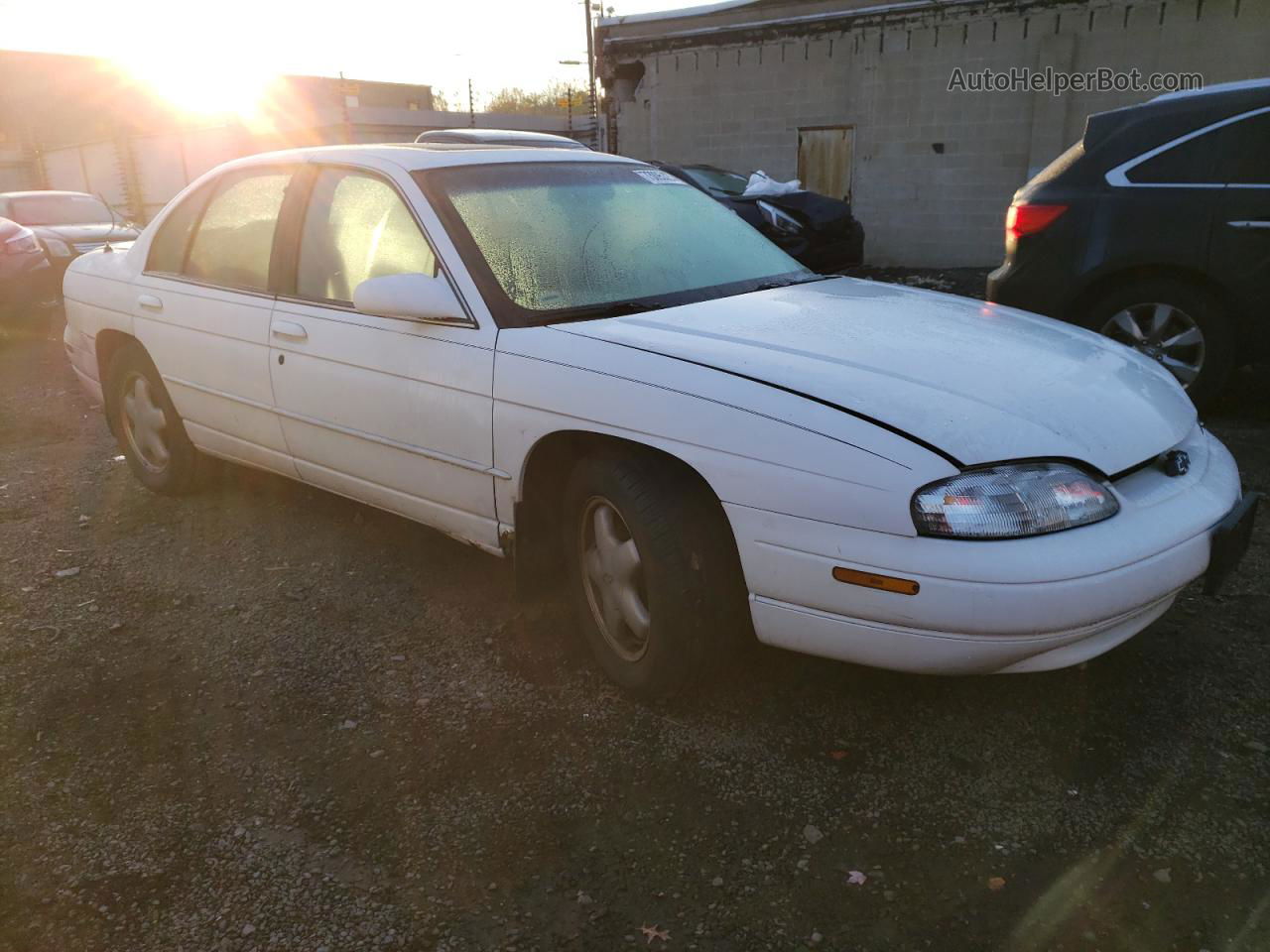 1999 Chevrolet Lumina Ltz White vin: 2G1WN52K4X9109660