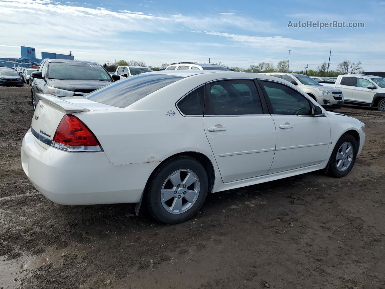 2009 Chevrolet Impala 1lt White vin: 2G1WT57K491240510