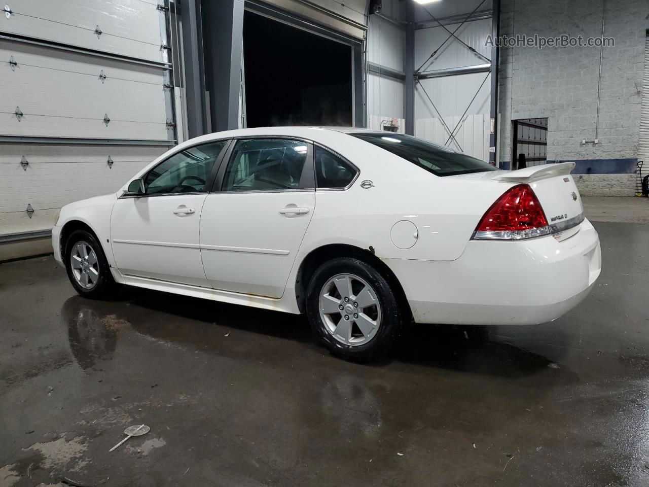 2009 Chevrolet Impala 1lt White vin: 2G1WT57K591266291