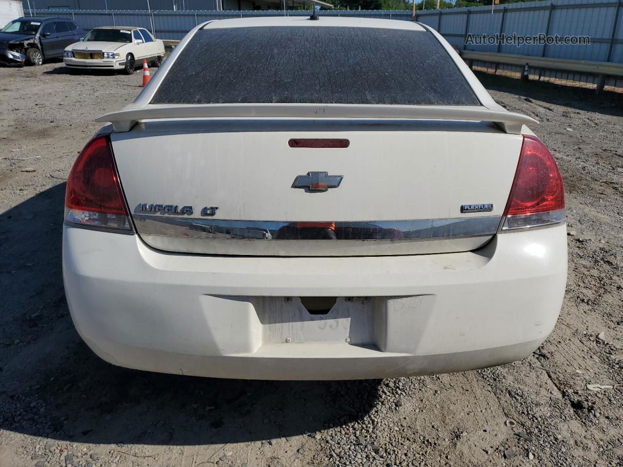 2009 Chevrolet Impala 1lt White vin: 2G1WT57K991104082