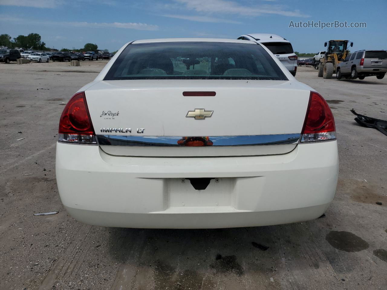 2009 Chevrolet Impala 1lt White vin: 2G1WT57N091111013