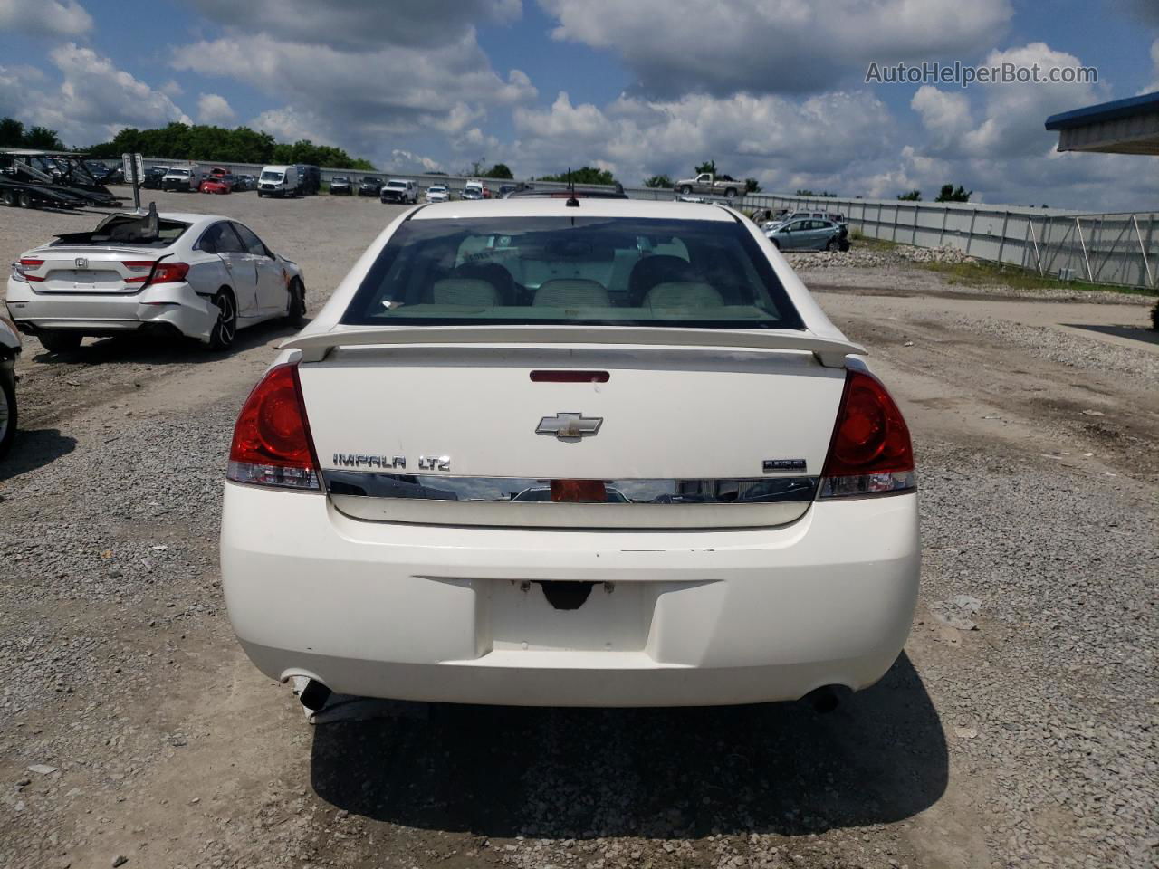 2009 Chevrolet Impala Ltz White vin: 2G1WU57M691185217