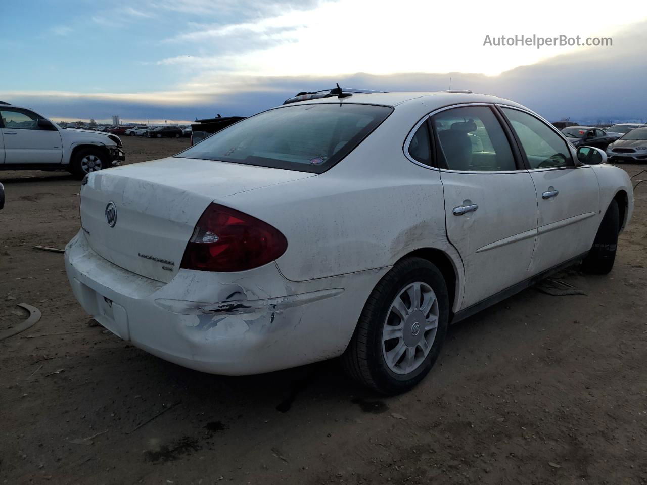 2007 Buick Lacrosse Cx White vin: 2G4WC582271197140