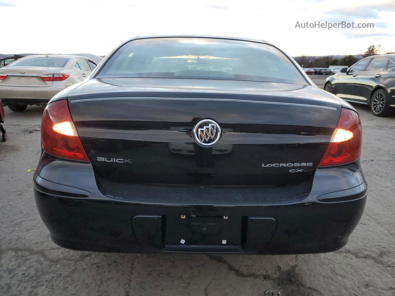 2007 Buick Lacrosse Cxl Черный vin: 2G4WD552171105551