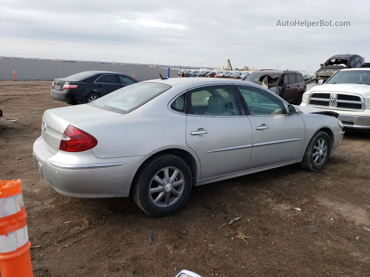 2007 Buick Lacrosse Cxl Silver vin: 2G4WD582571126530