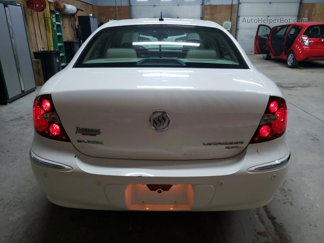 2007 Buick Lacrosse Cxl Белый vin: 2G4WD582971184608