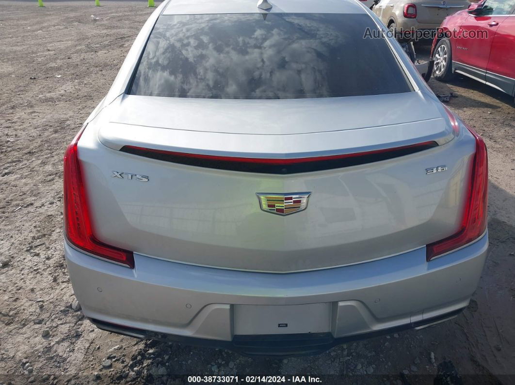 2019 Cadillac Xts Luxury Серебряный vin: 2G61M5S30K9111849