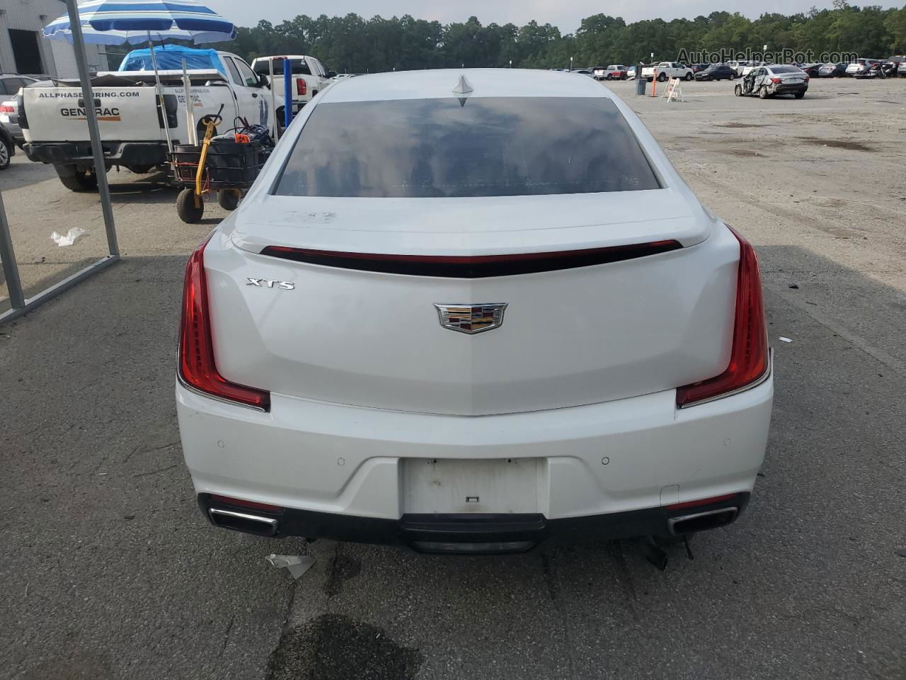 2019 Cadillac Xts Luxury White vin: 2G61M5S30K9121474