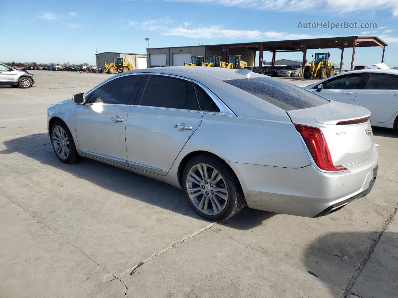 2019 Cadillac Xts Luxury Silver vin: 2G61M5S30K9148206