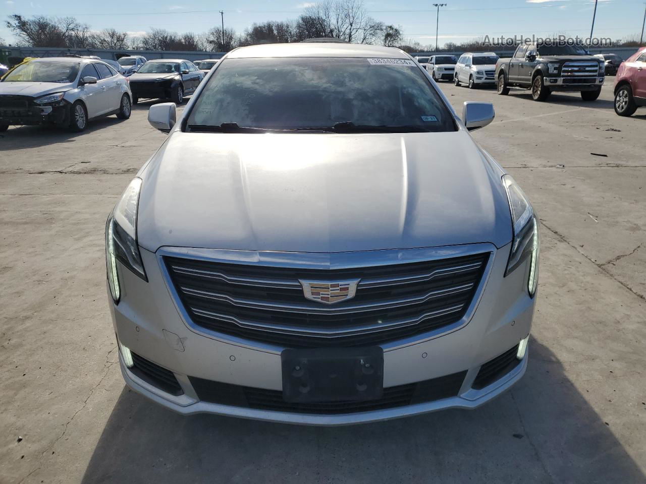 2019 Cadillac Xts Luxury Silver vin: 2G61M5S30K9148206