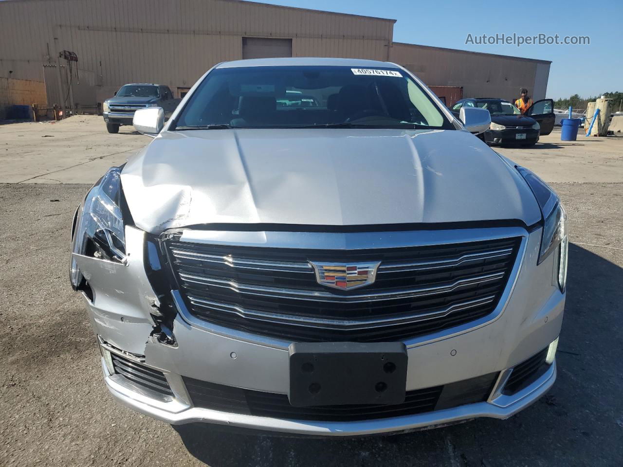 2019 Cadillac Xts Luxury Silver vin: 2G61M5S31K9117093