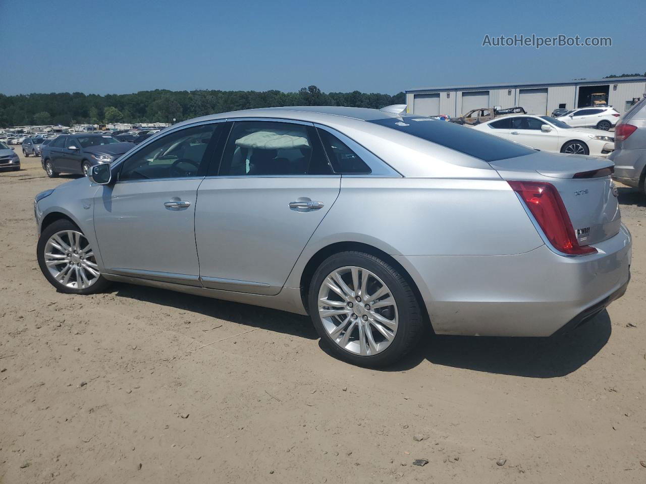 2019 Cadillac Xts Luxury Серебряный vin: 2G61M5S32K9113814