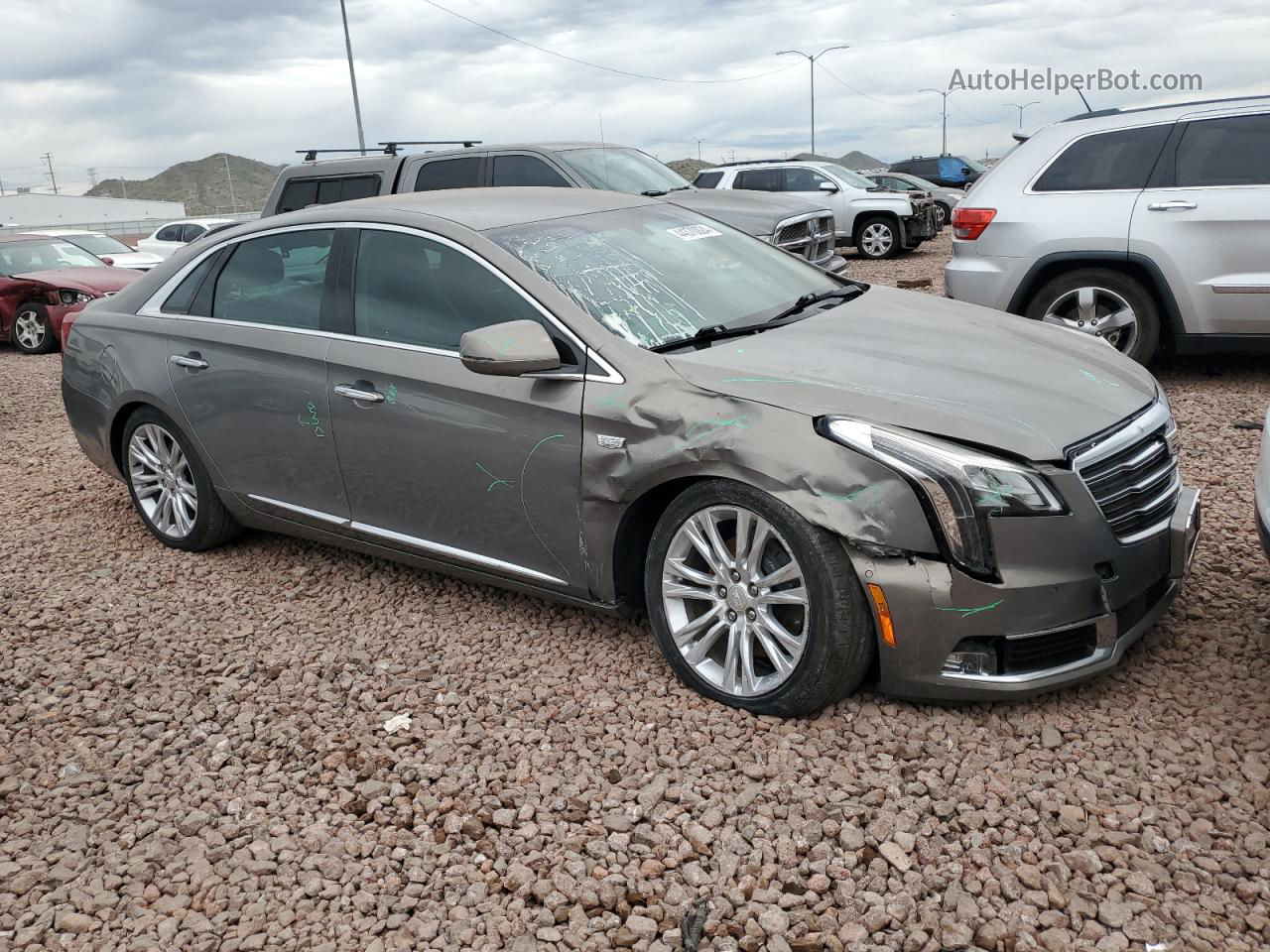 2019 Cadillac Xts Luxury Gray vin: 2G61M5S32K9119306