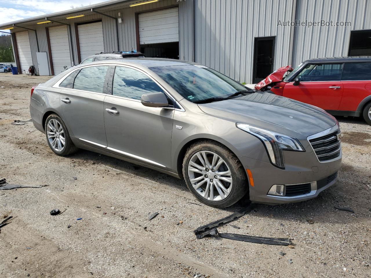 2019 Cadillac Xts Luxury Бежевый vin: 2G61M5S32K9147350