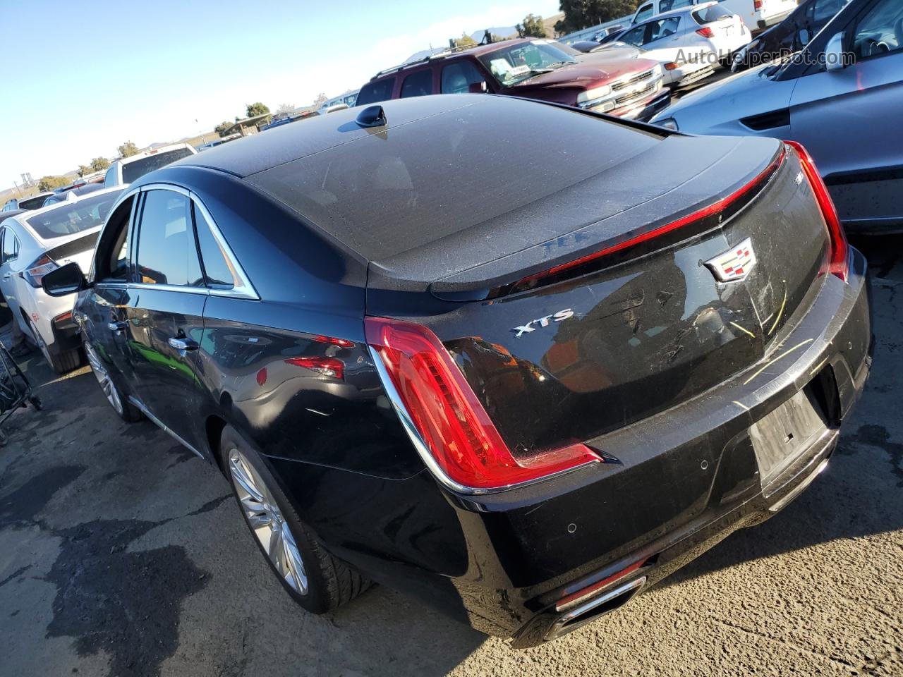 2019 Cadillac Xts Luxury Black vin: 2G61M5S33K9115751
