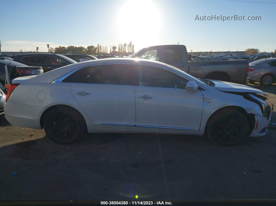 2019 Cadillac Xts Luxury White vin: 2G61M5S35K9125410