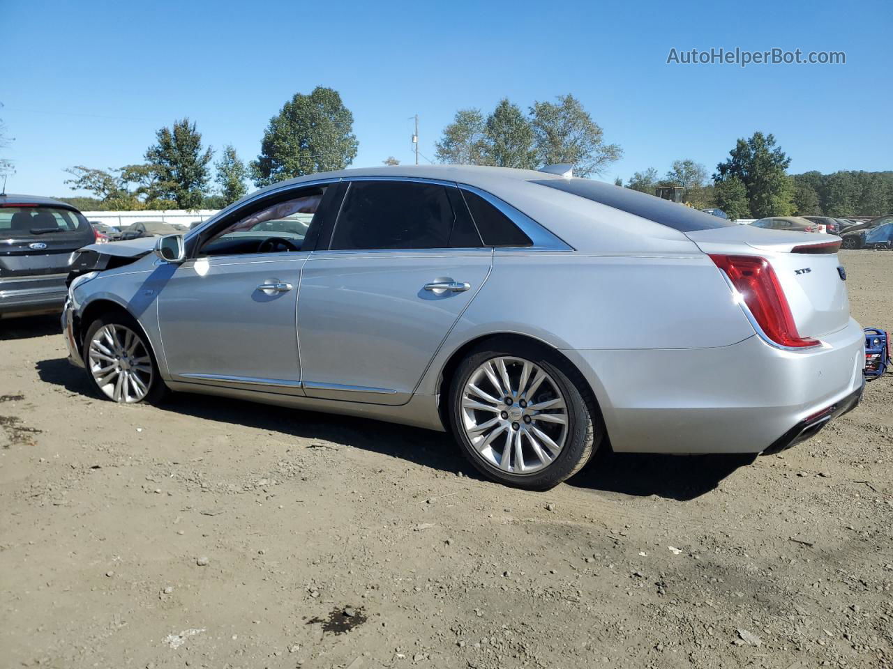 2019 Cadillac Xts Luxury Silver vin: 2G61M5S35K9132860