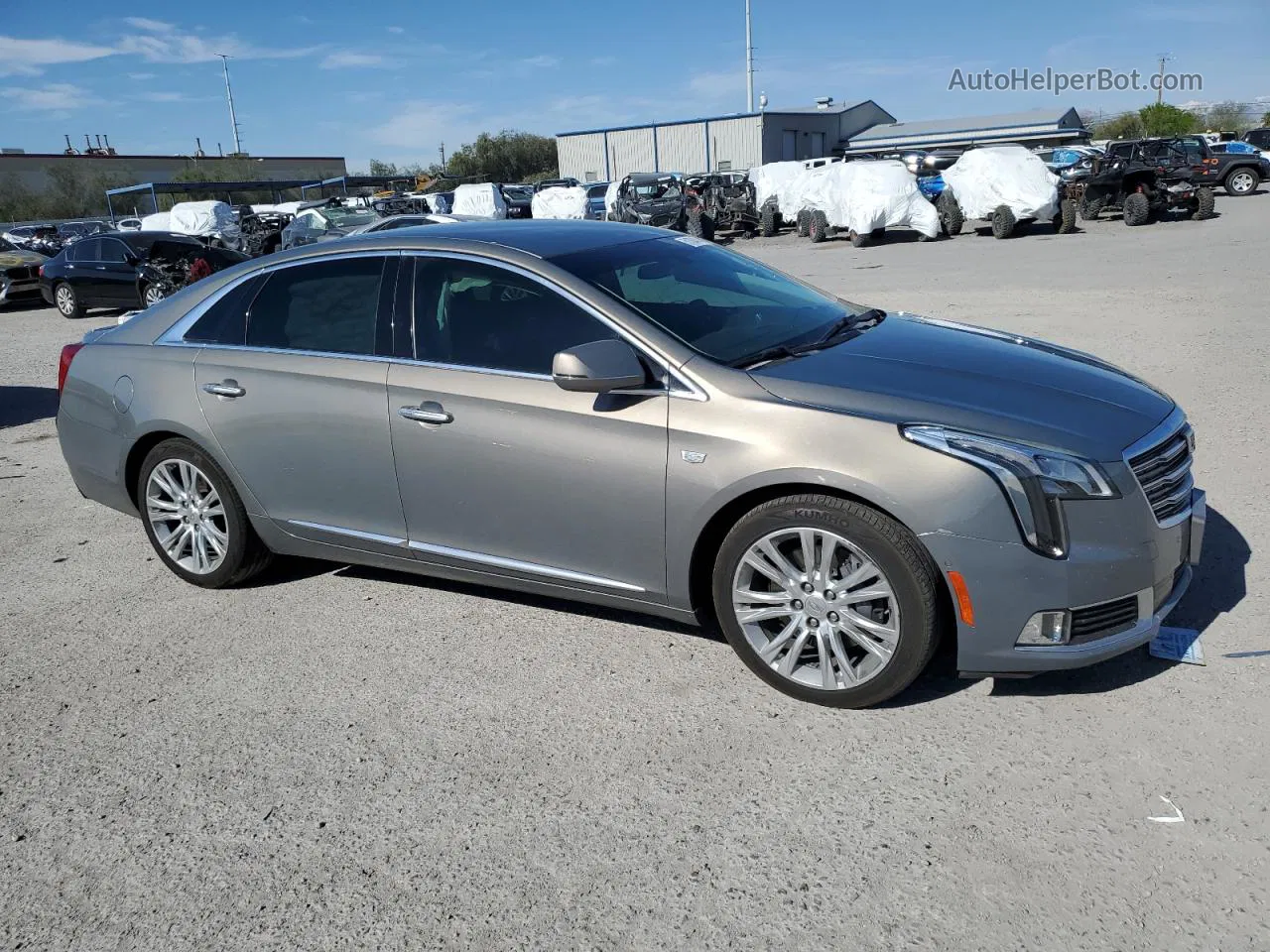 2019 Cadillac Xts Luxury Gray vin: 2G61M5S36K9119115