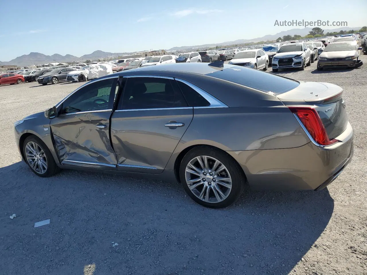 2019 Cadillac Xts Luxury Gray vin: 2G61M5S36K9119115