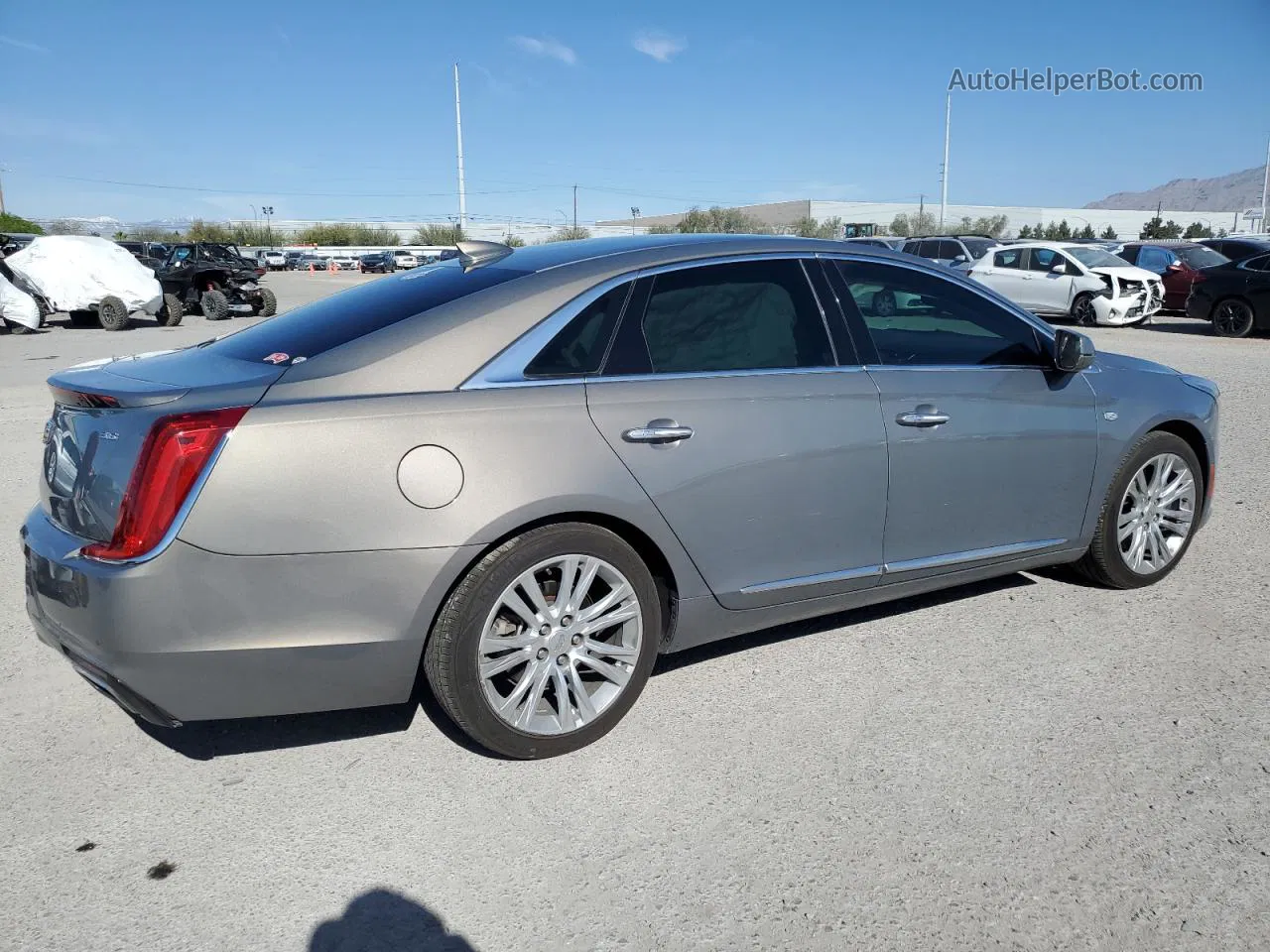 2019 Cadillac Xts Luxury Gray vin: 2G61M5S36K9119115