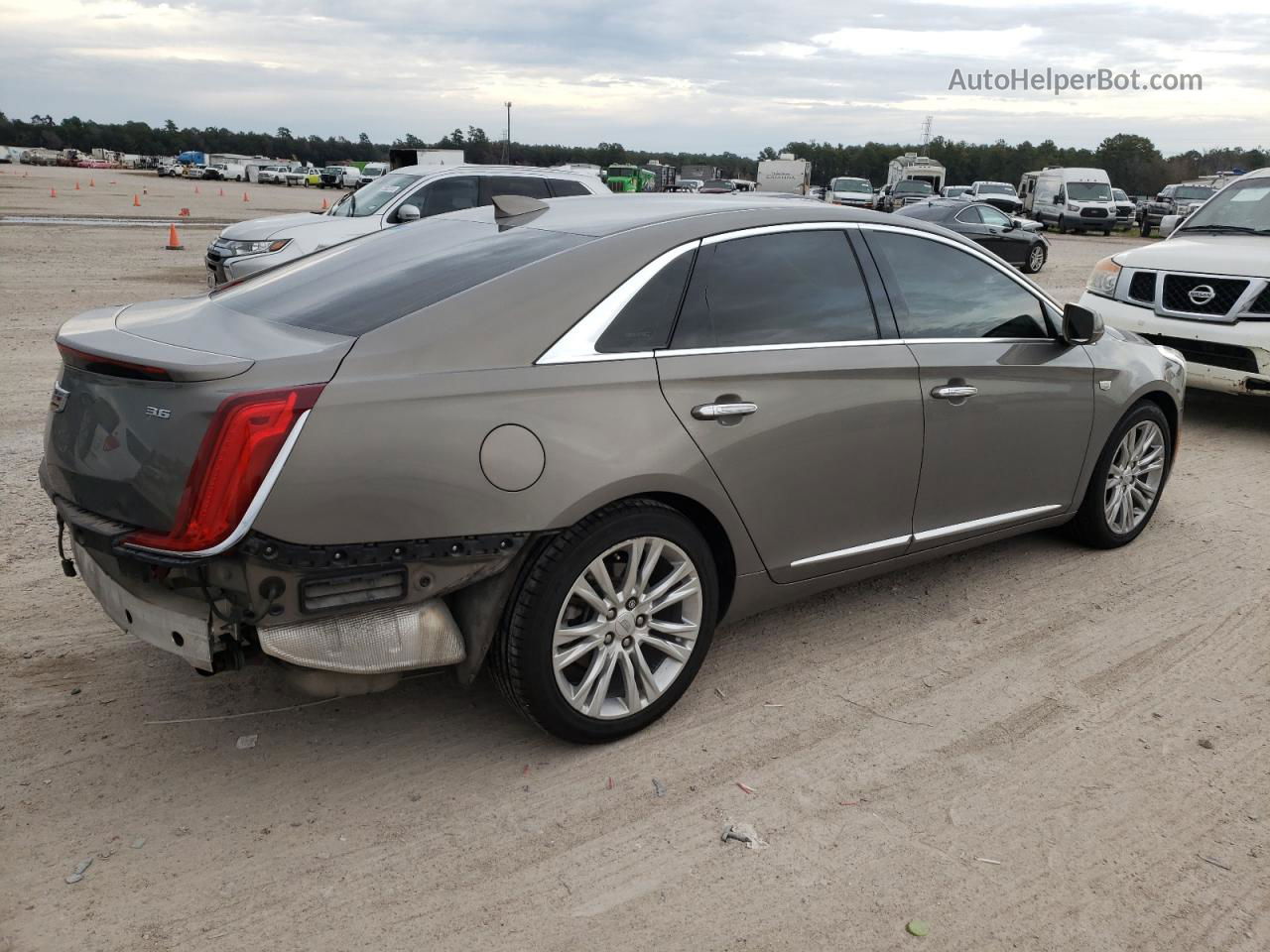 2019 Cadillac Xts Luxury Gray vin: 2G61M5S37K9135887