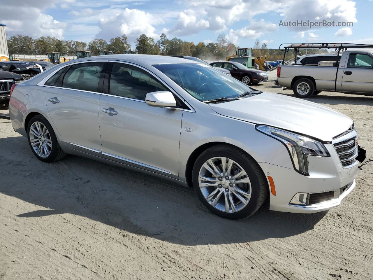 2019 Cadillac Xts Luxury Silver vin: 2G61M5S37K9149319