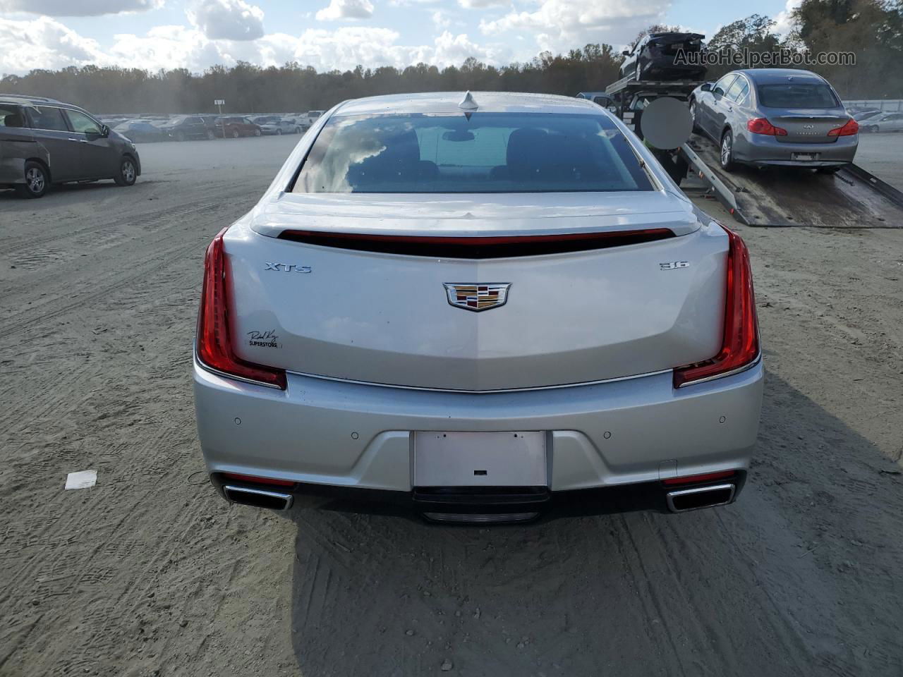 2019 Cadillac Xts Luxury Серебряный vin: 2G61M5S37K9149319