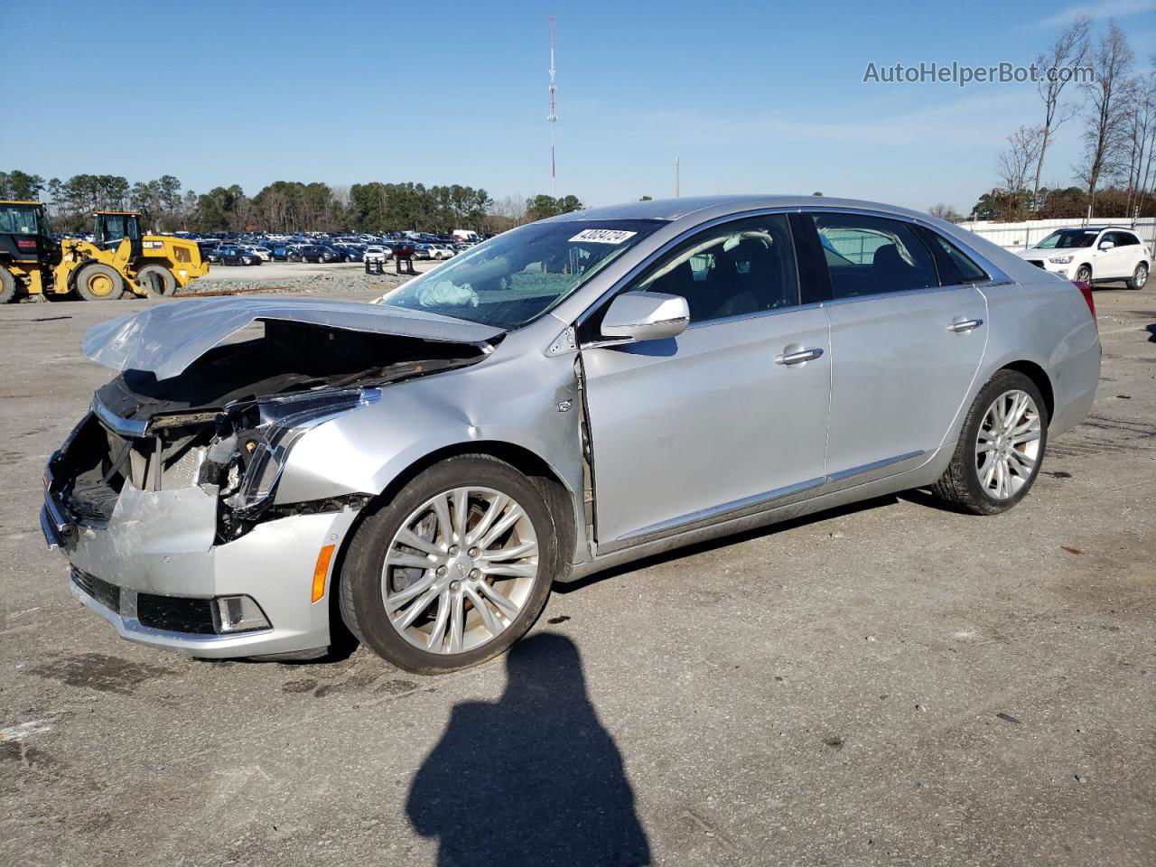 2019 Cadillac Xts Luxury Silver vin: 2G61M5S37K9152284