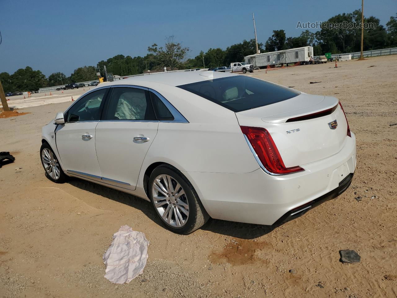 2019 Cadillac Xts Luxury White vin: 2G61M5S38K9160765