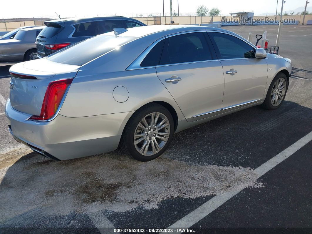 2019 Cadillac Xts Luxury Серебряный vin: 2G61M5S39K9125913