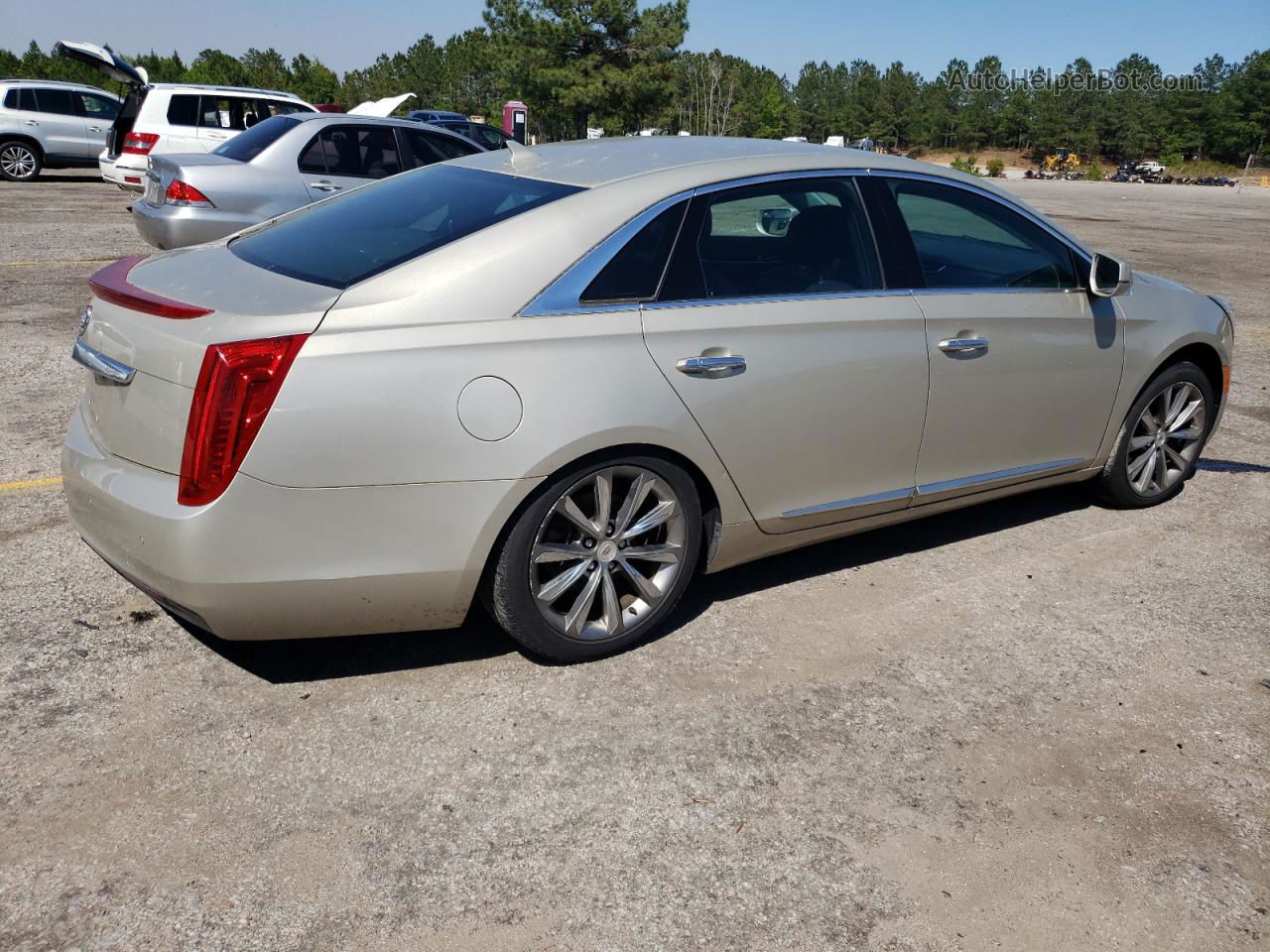 2013 Cadillac Xts  Tan vin: 2G61N5S31D9136517