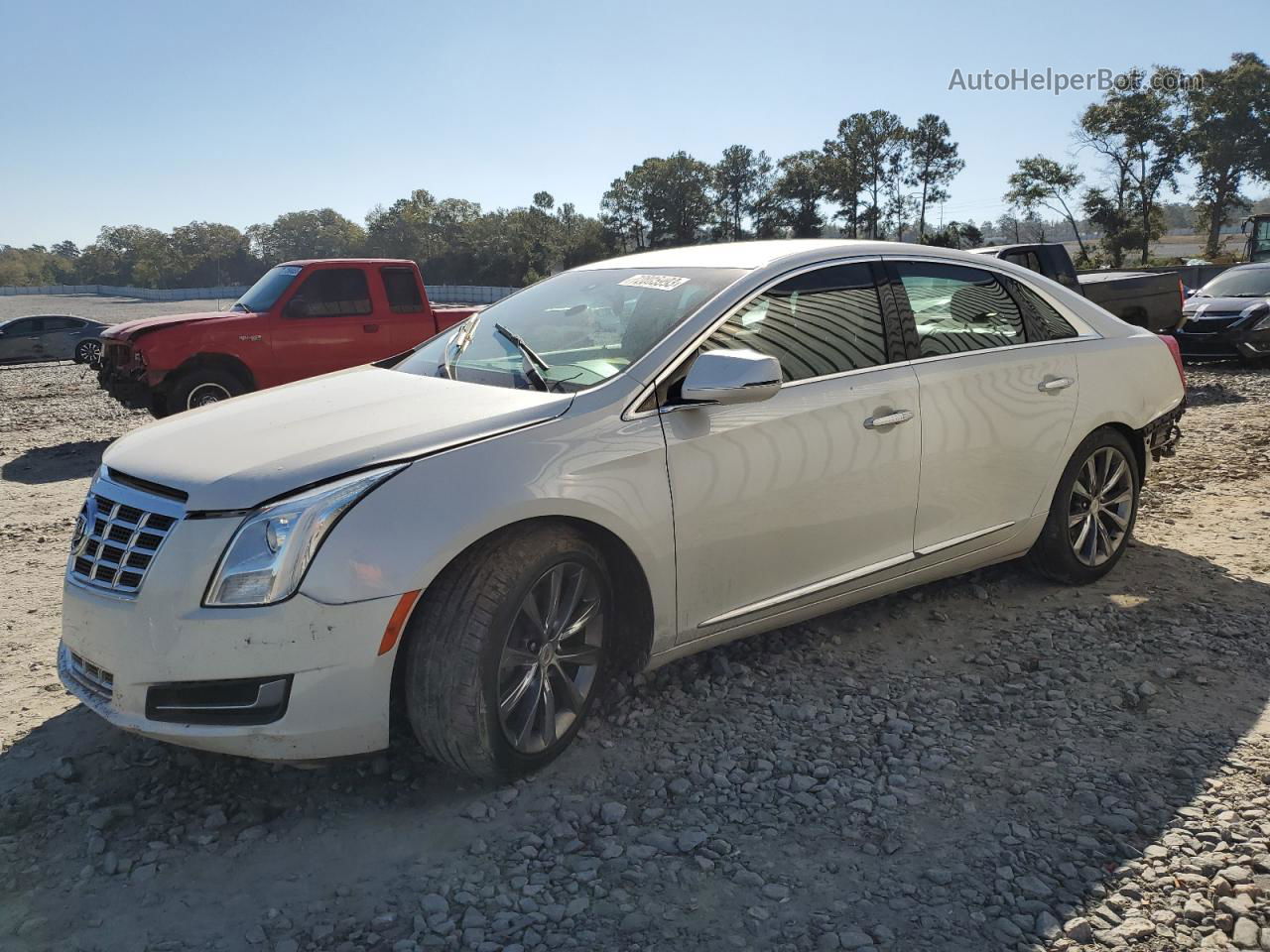 2013 Cadillac Xts  Cream vin: 2G61N5S32D9196581