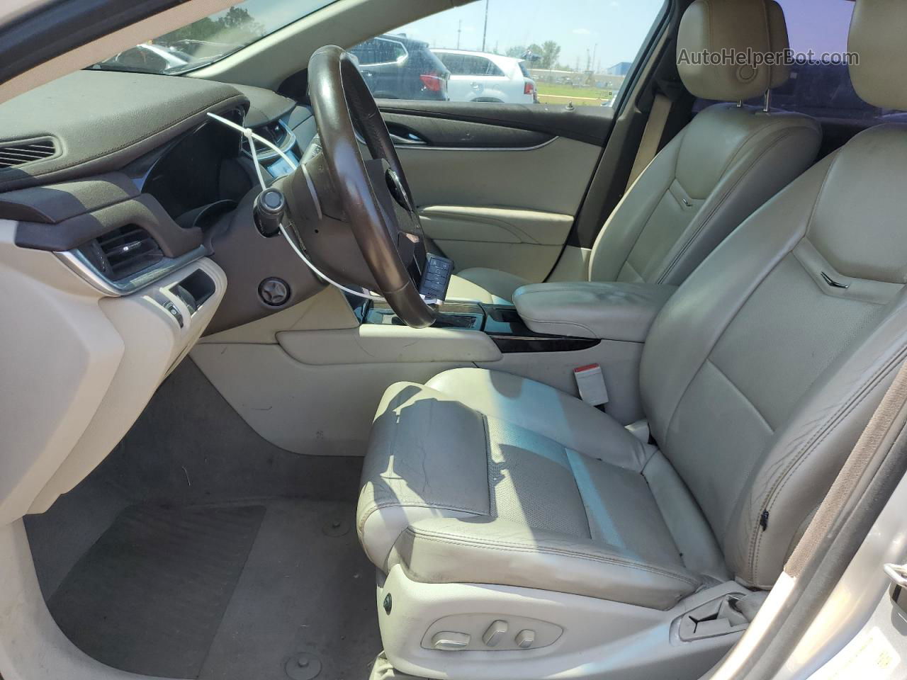 2013 Cadillac Xts  Серебряный vin: 2G61N5S35D9100376