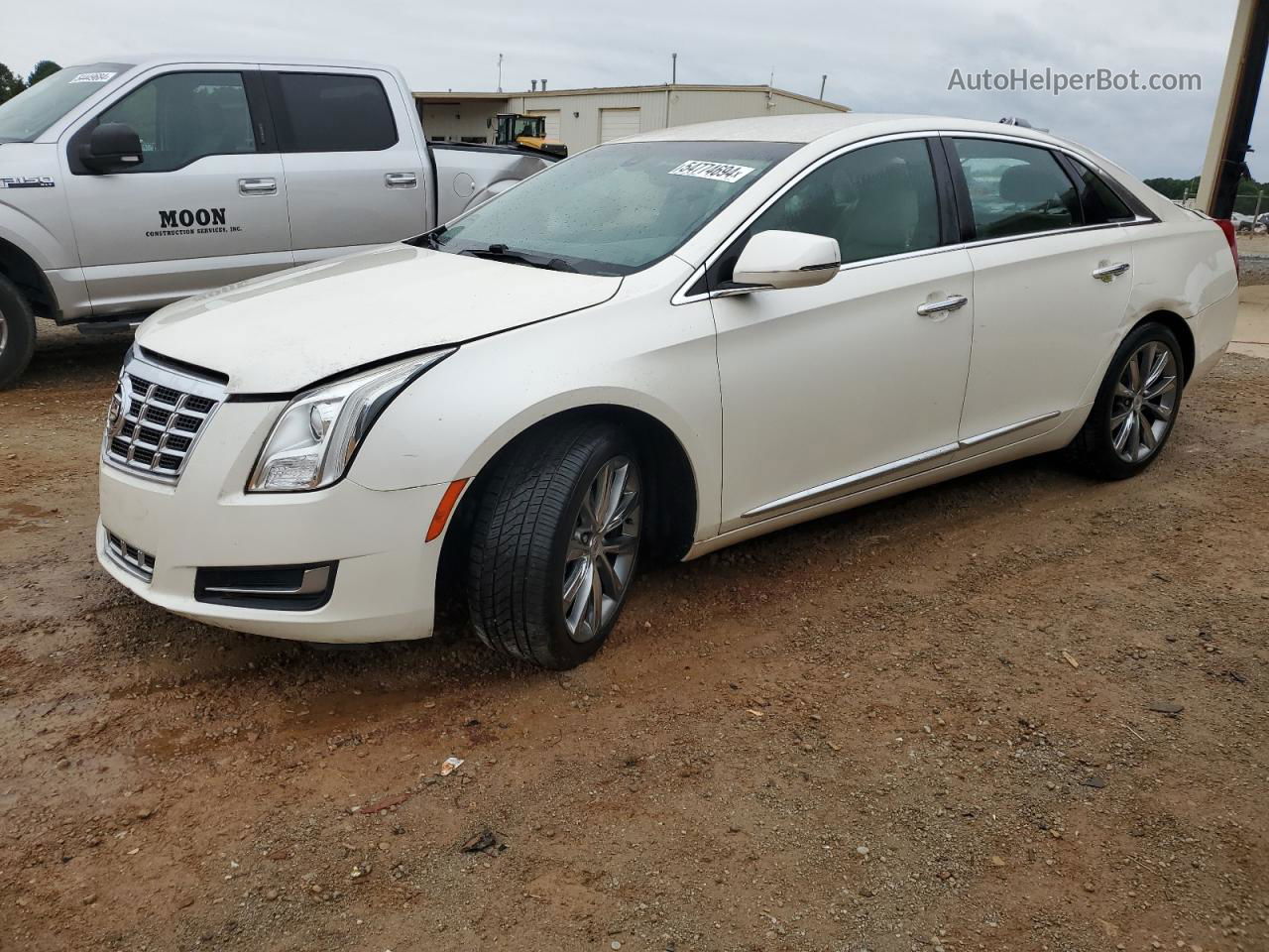 2013 Cadillac Xts  White vin: 2G61N5S35D9234241