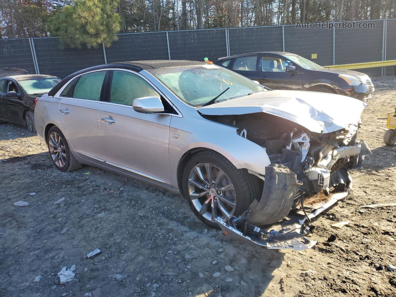 2019 Cadillac Xts Luxury Silver vin: 2G61N5S36K9119757