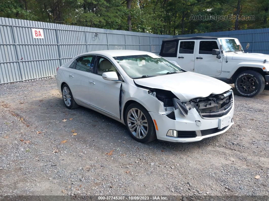 2019 Cadillac Xts Luxury White vin: 2G61N5S37K9138320