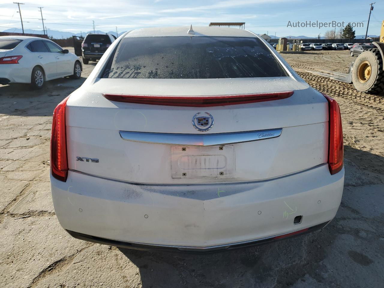 2013 Cadillac Xts  Cream vin: 2G61N5S39D9231780