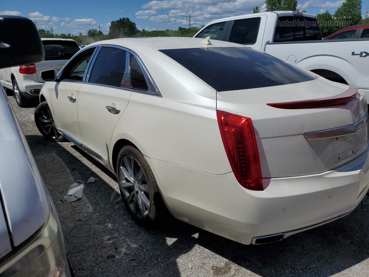 2013 Cadillac Xts Luxury Collection Cream vin: 2G61P5S35D9174827