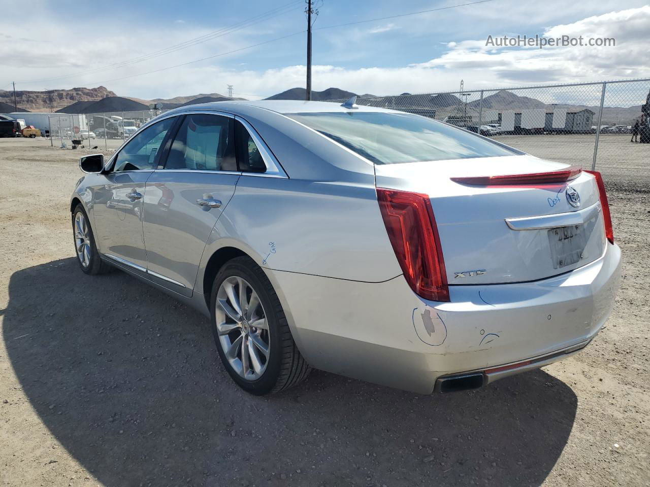 2013 Cadillac Xts Luxury Collection Серебряный vin: 2G61P5S35D9197802