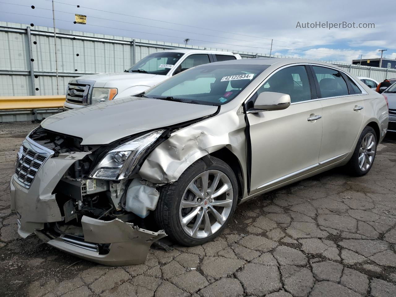 2013 Cadillac Xts Luxury Collection Бежевый vin: 2G61P5S38D9120129