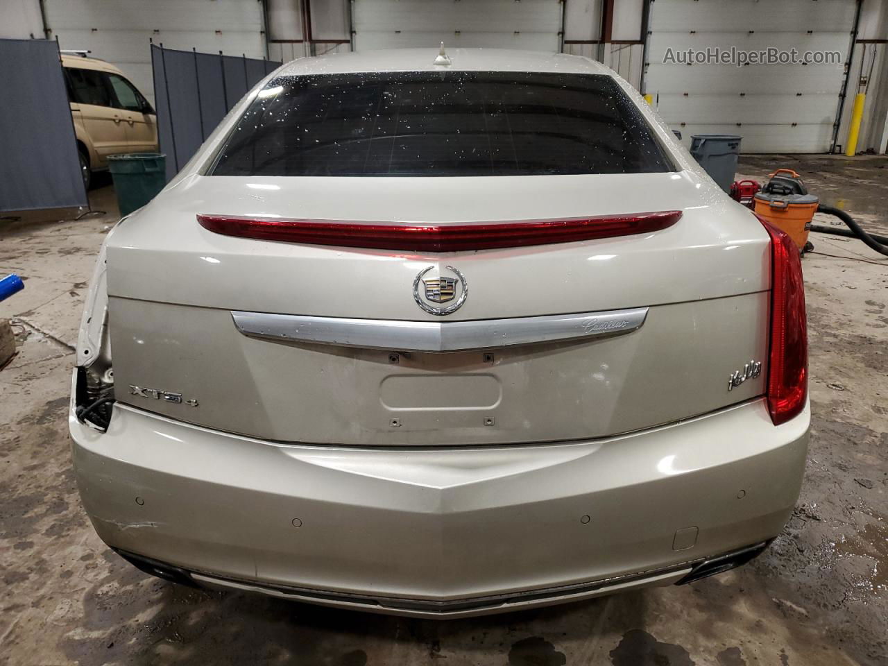 2013 Cadillac Xts Luxury Collection Cream vin: 2G61R5S32D9217336