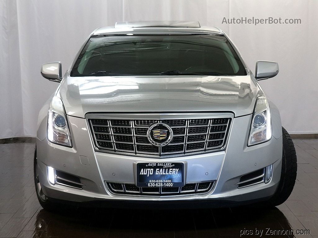 2013 Cadillac Xts Luxury Серебряный vin: 2G61R5S37D9215047