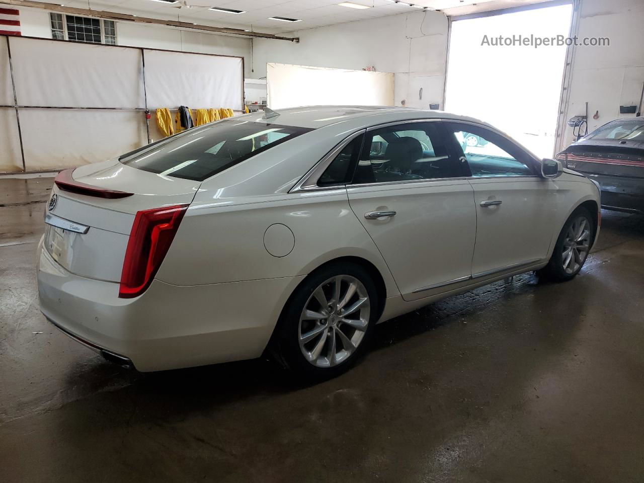 2013 Cadillac Xts Premium Collection Белый vin: 2G61T5S32D9120493