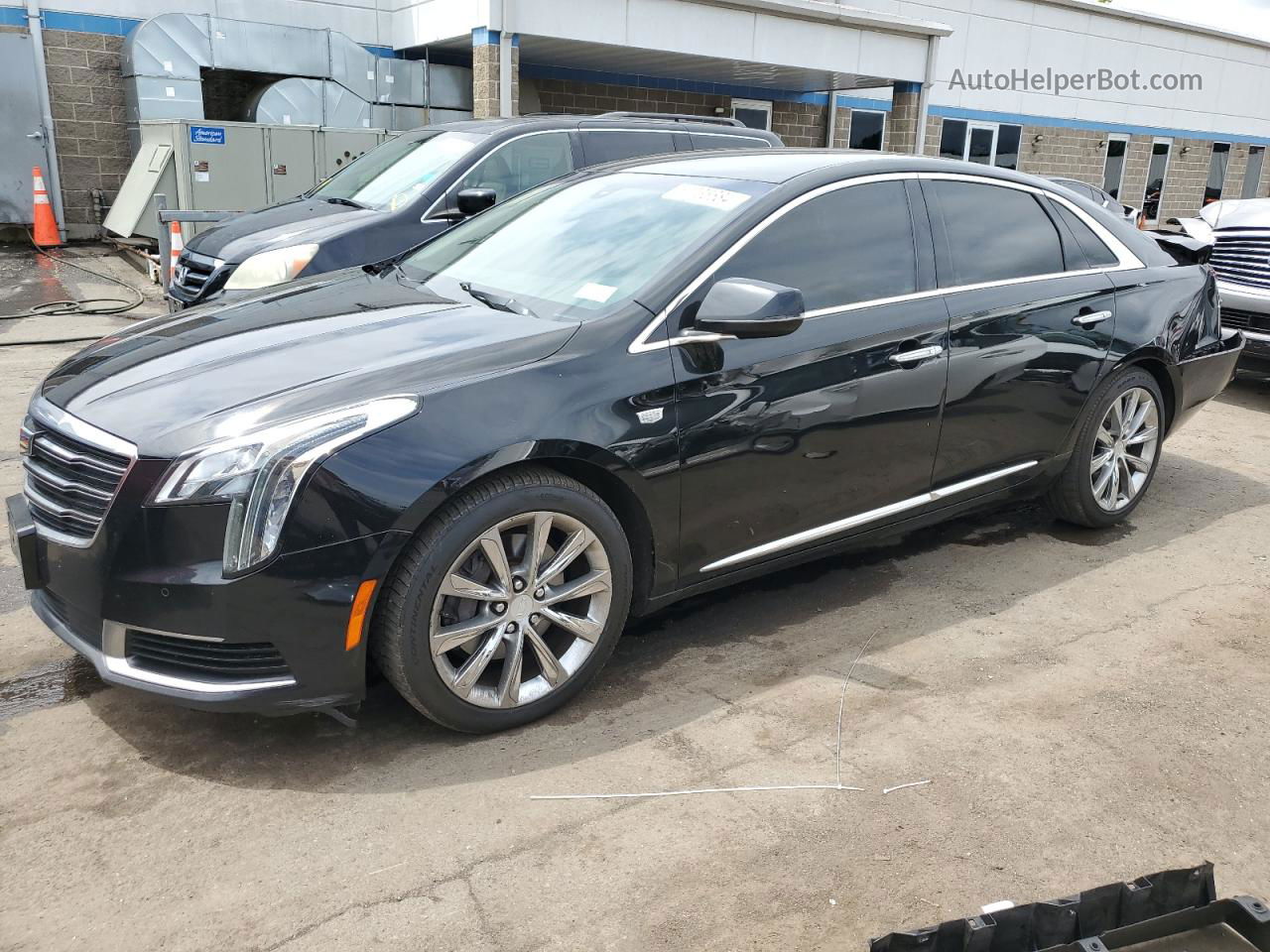 2019 Cadillac Xts  Black vin: 2G61U5S32K9161684